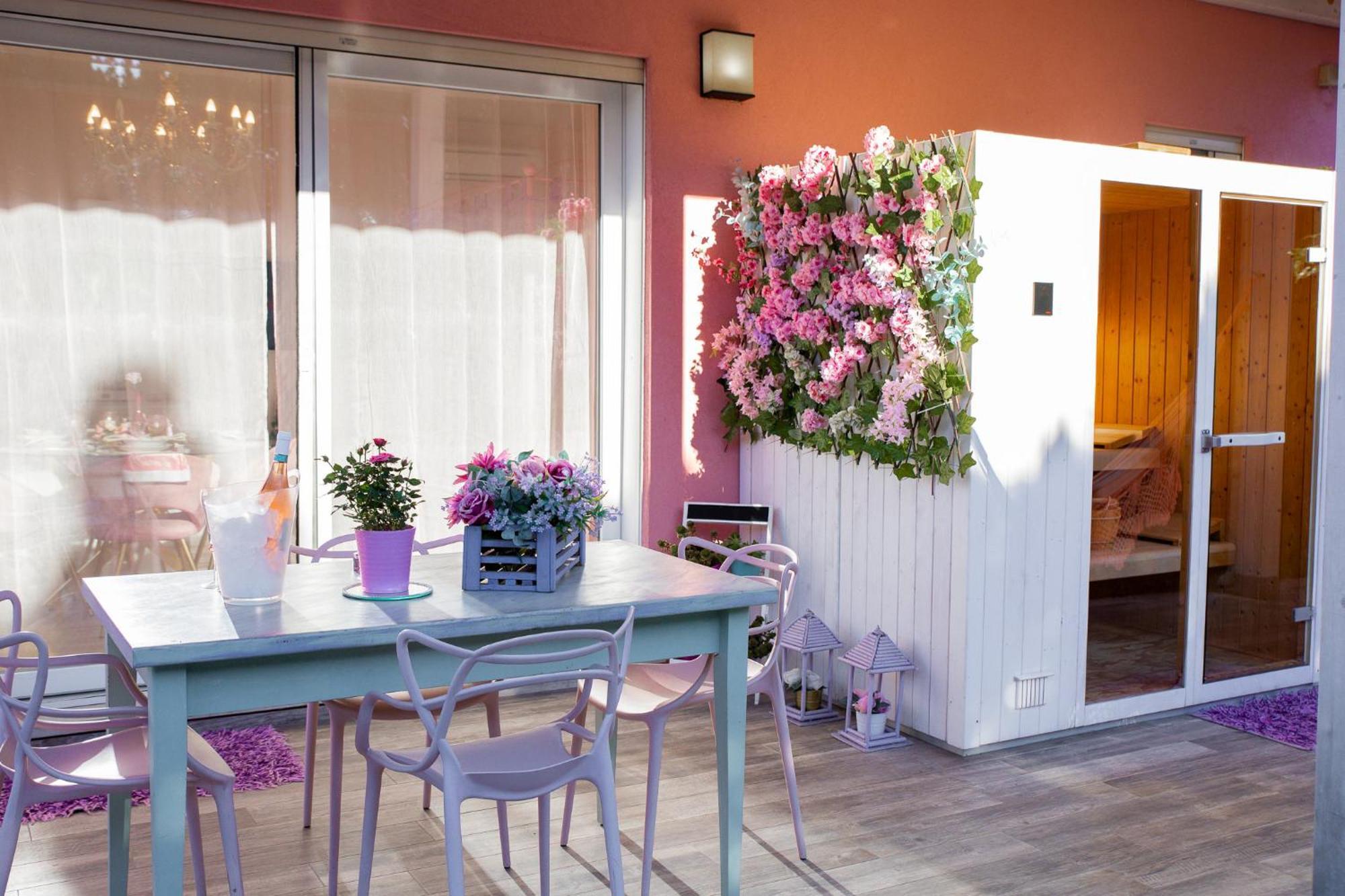 Tinmar Barbie House Holiday home *