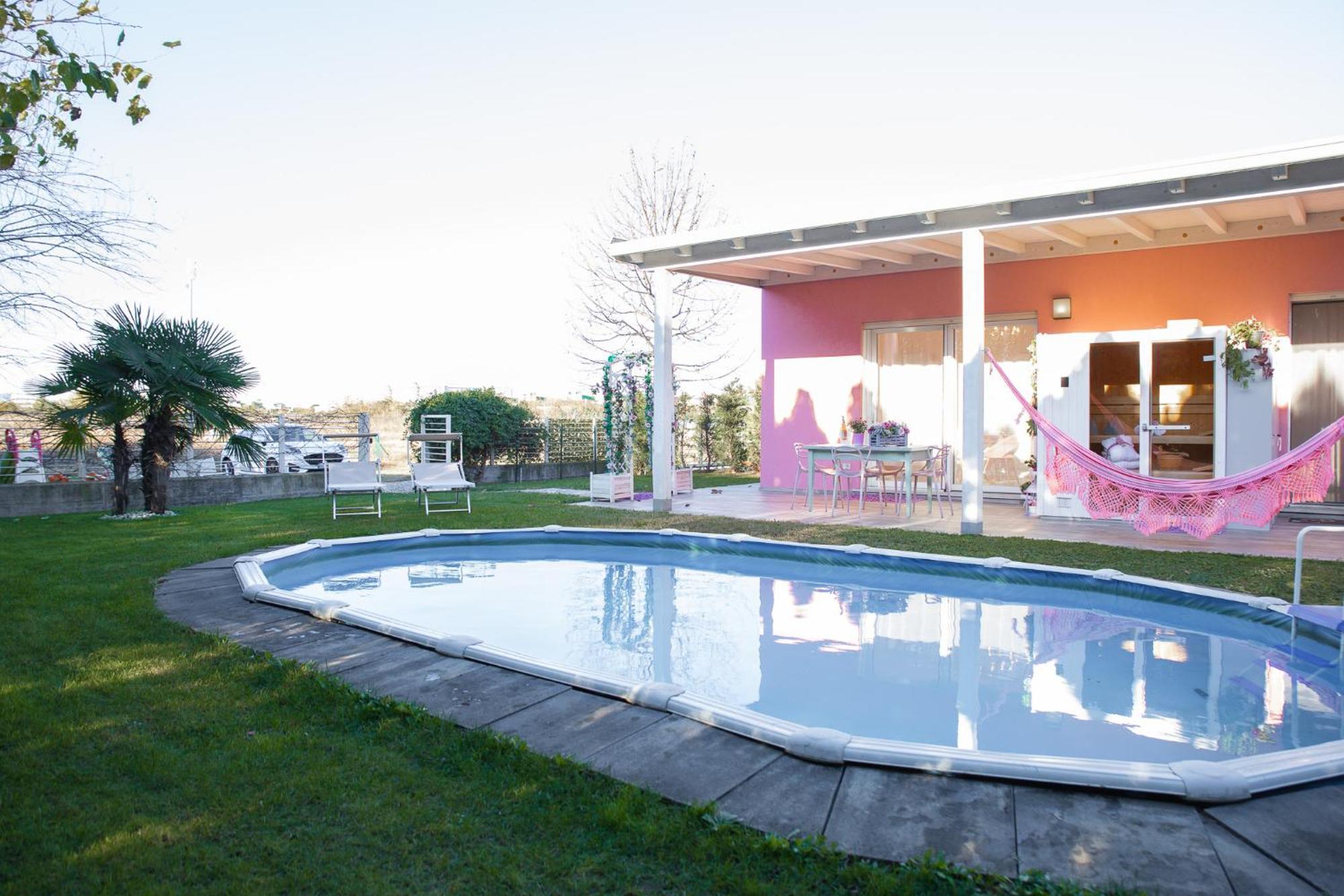 Tinmar Barbie House Holiday home Verona